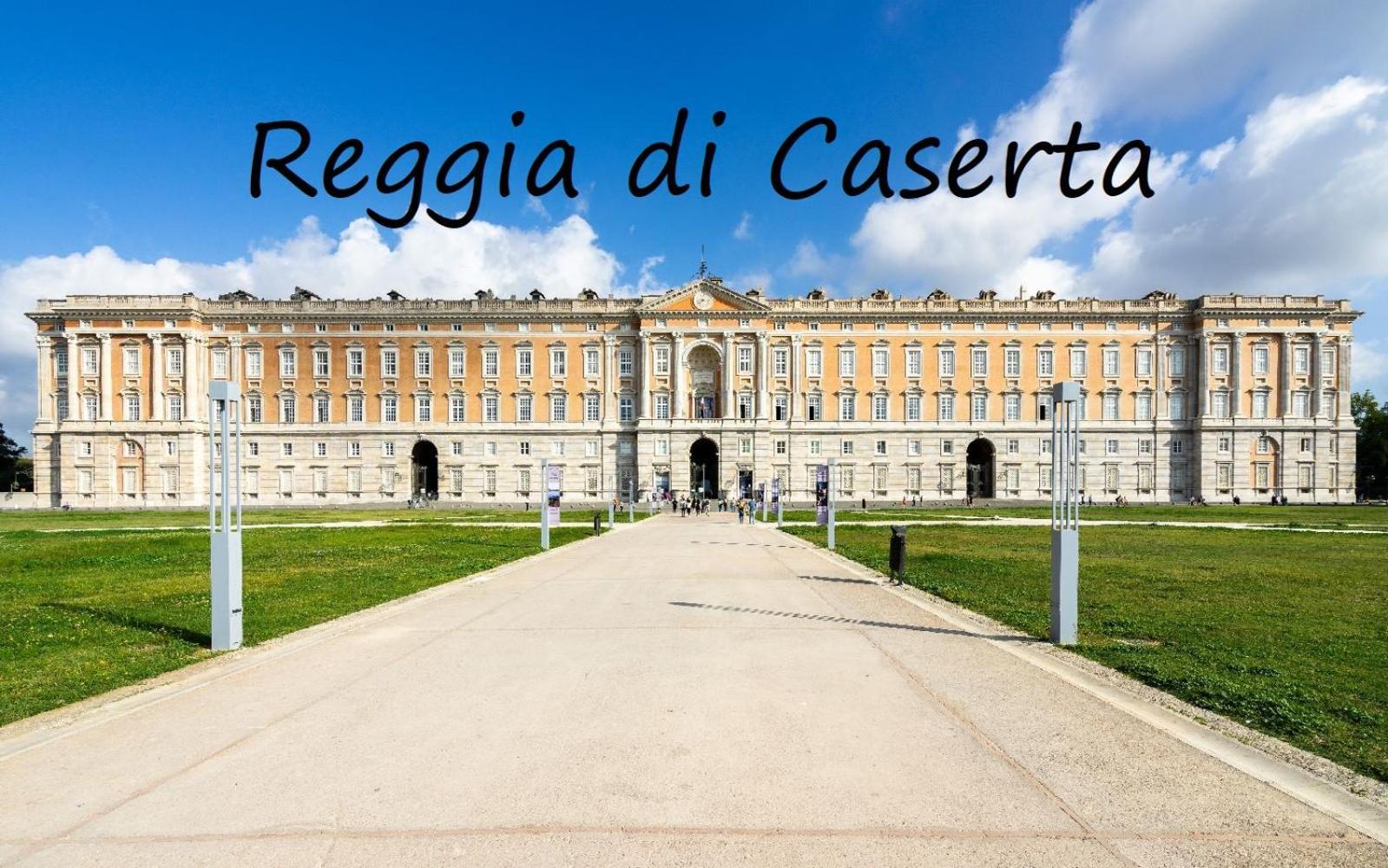 Ab House Caserta - Reggia Di Caserta E Stazione Fs A Cinque Minuti In Auto Exterior foto